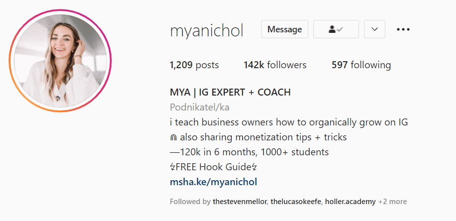 Myanichol Instagram creator account